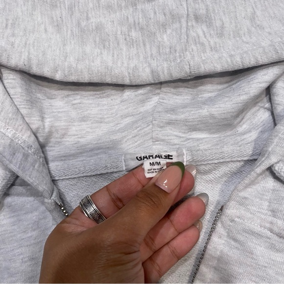 ❌SOLD❌Garage Cropped Zip-Up - Picture 2 of 2